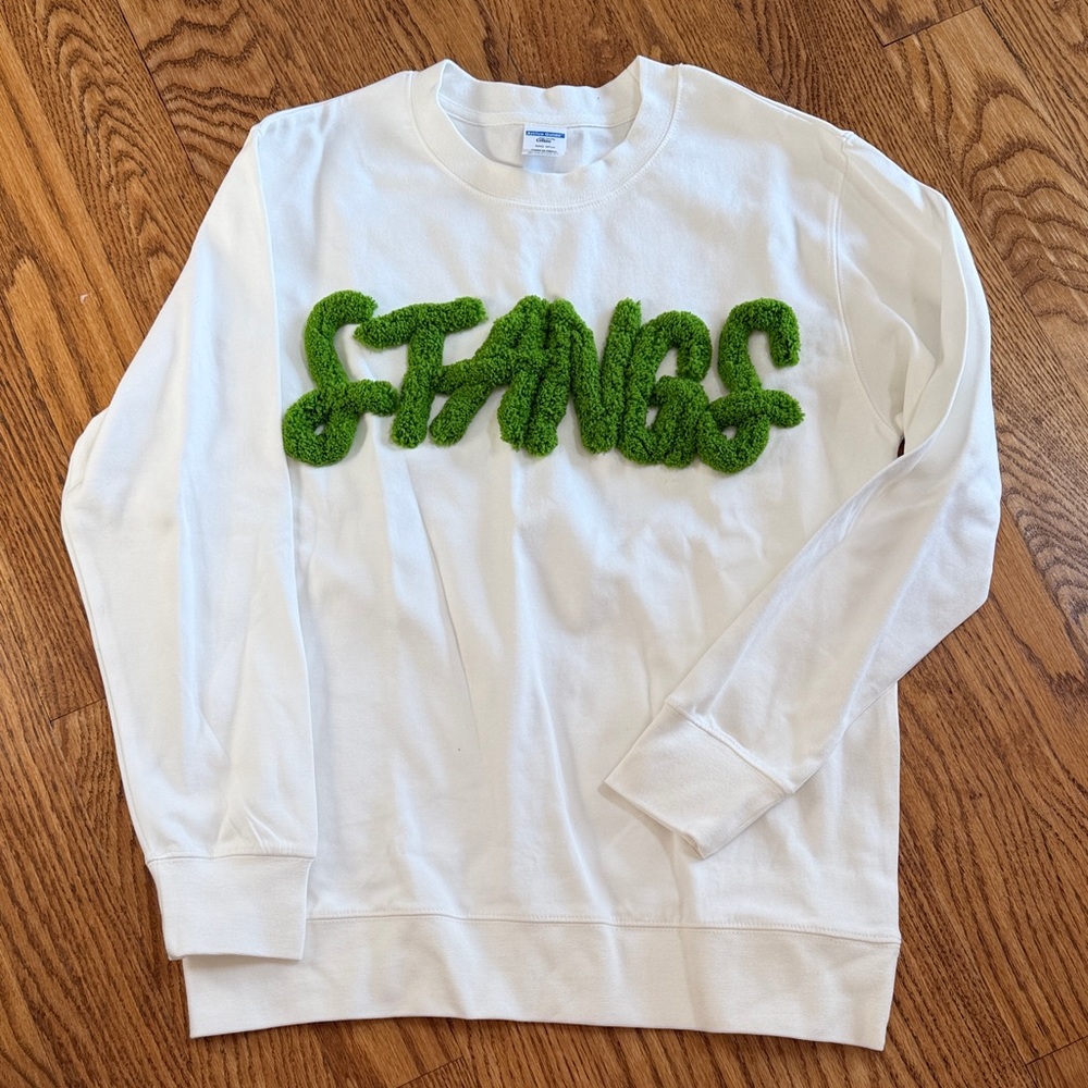 NEW Tapanther Women’s White Crewneck Sweatshirt w/ Green Chenille Script STANG